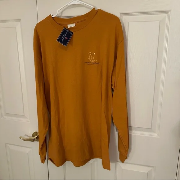 ❤️BNWOT❤️ Simply Southern Orange Stay Wild Moon Child Jeep Long Sleeve T-Shirt - Picture 2 of 5